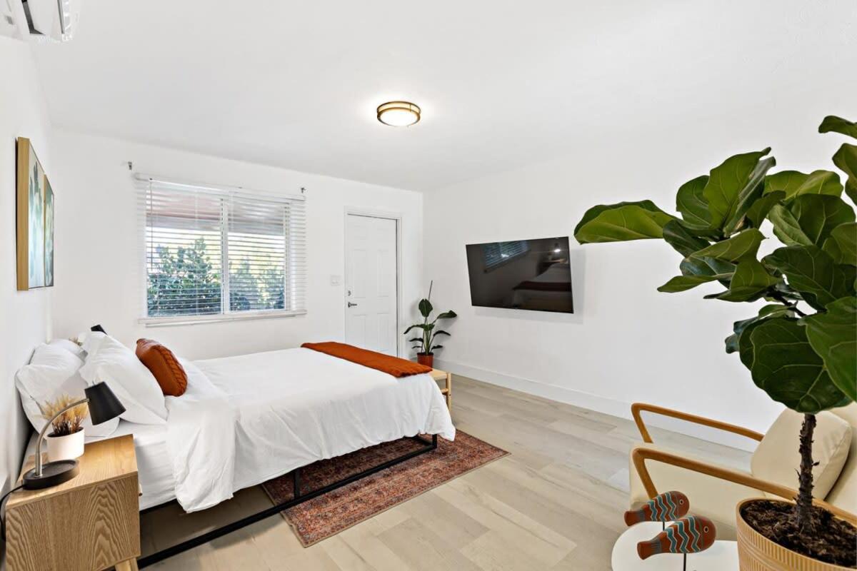 Lovely Rental Unit With Free Parking On Premises Fort Lauderdale Kültér fotó
